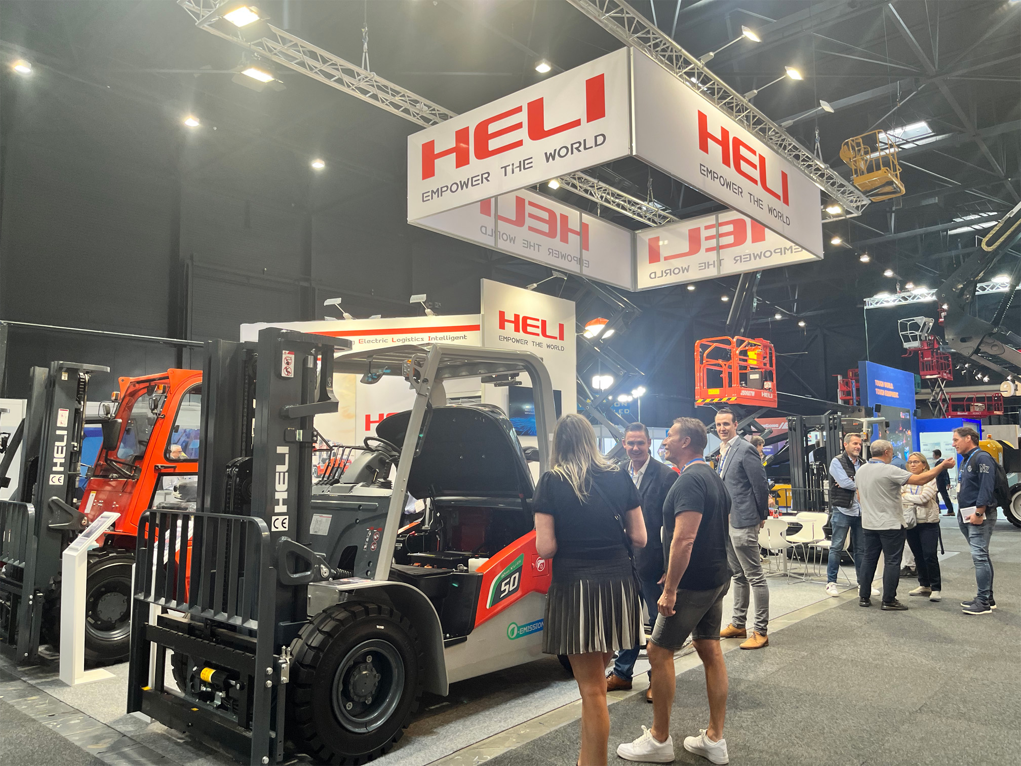 twitter_heli forklift(@heliforklifts)_20230608-102335_1666752828394864641_photo-3.jpg